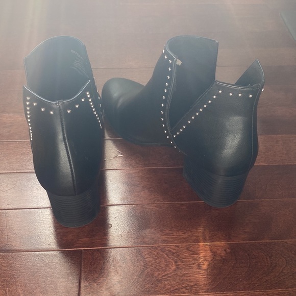 H&M Studded detail black booties Size 37 - Picture 3 of 5
